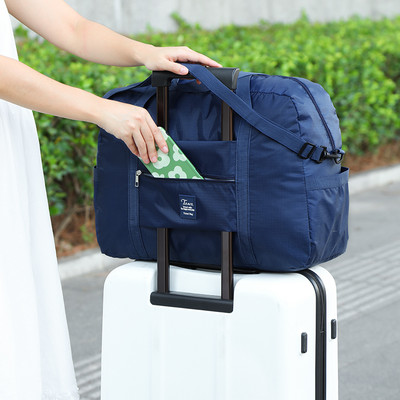 Taskuga reisikott mitmes värvitoonis