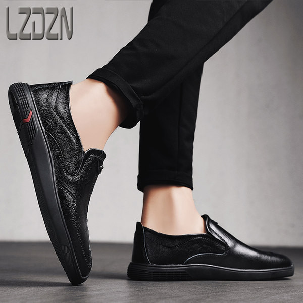 Alkalmi férfi bőrcipő fekete és barna színben