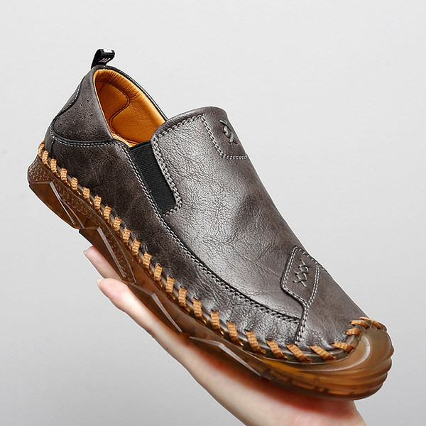 Vīriešu mokasīni ar 3D efektu