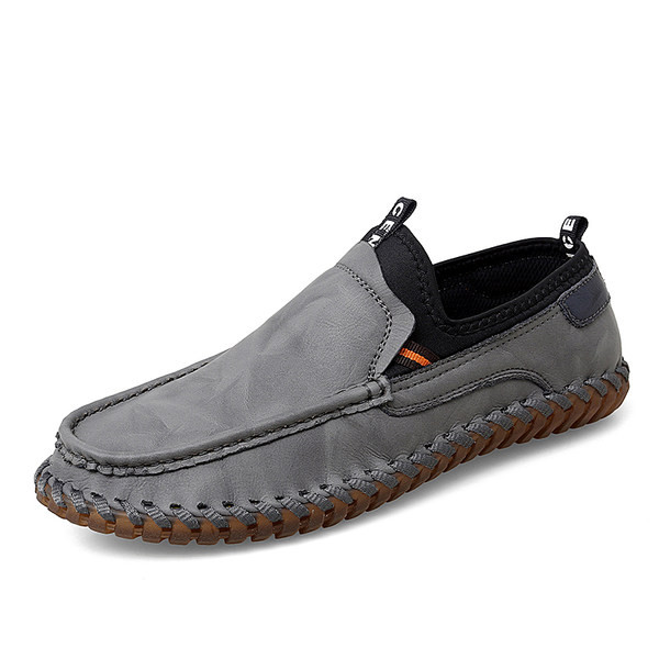 Στρογγυλό μοντέλο ανδρικά μοκασίνια με επίπεδη σόλα