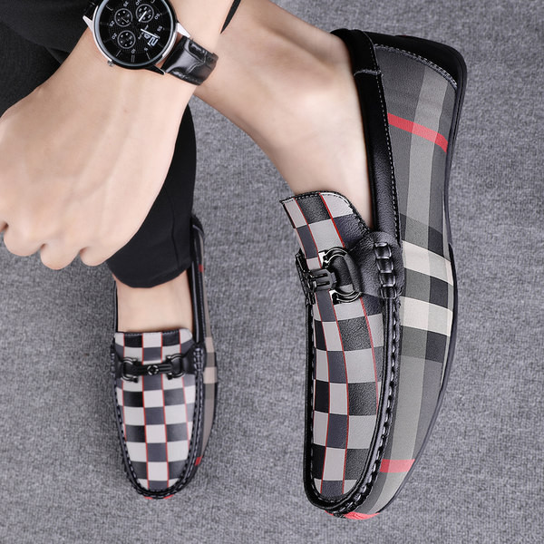 Ανδρικά μοκασίνια με καρό σχέδιο από οικολογικό δέρμα