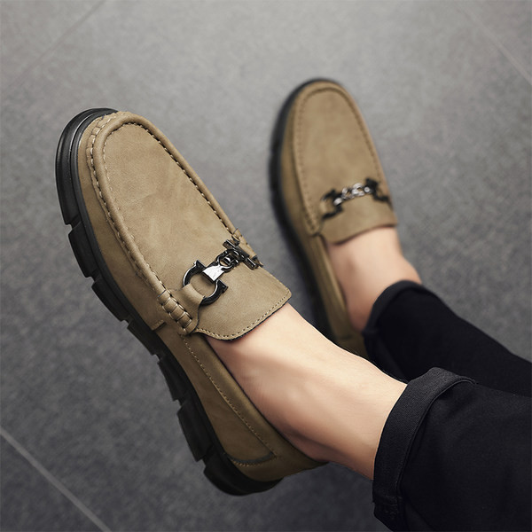 Svečane muške mokasine od eko kože sa metalnim elementima