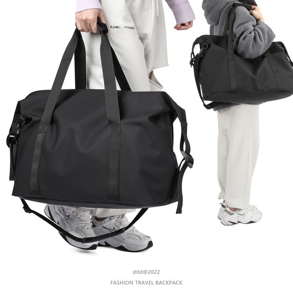 Vienkrāsaina vīriešu ceļojumu soma