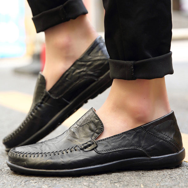 Ikdienas vīriešu mokasīni no eko ādas un plakanas zoles