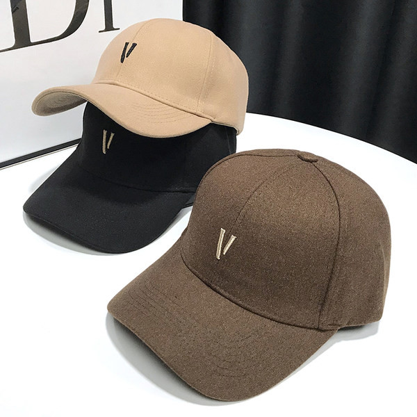 Vezena bejzbol kapa za žene