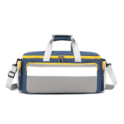 Sporta soma ar krāsainiem motīviem