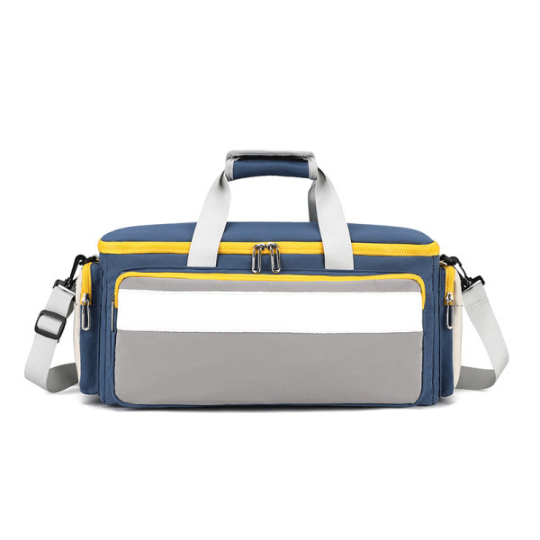 Sporta soma ar krāsainiem motīviem