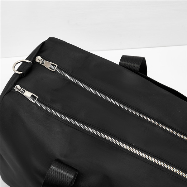 Ceļojumu soma ar lielu rokturi trīs krāsās