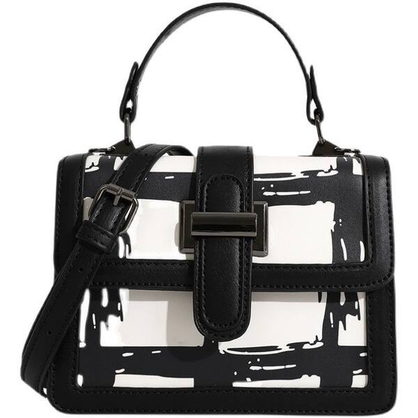 Μικρή τσάντα με μεταλλικό κούμπωμα - δύο λαβές