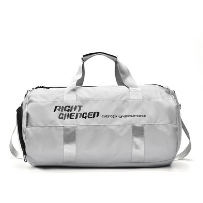 Sporta soma ar garu rokturi un uzrakstu