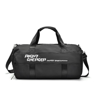 Sporta soma ar garu rokturi un uzrakstu