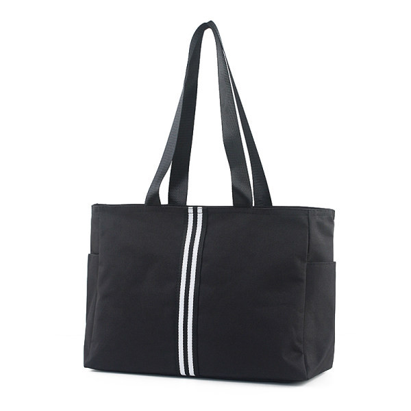 Hordozható úti kézipoggyász vállpánttal