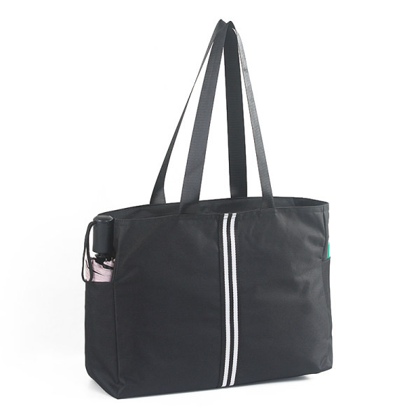 Hordozható úti kézipoggyász vállpánttal