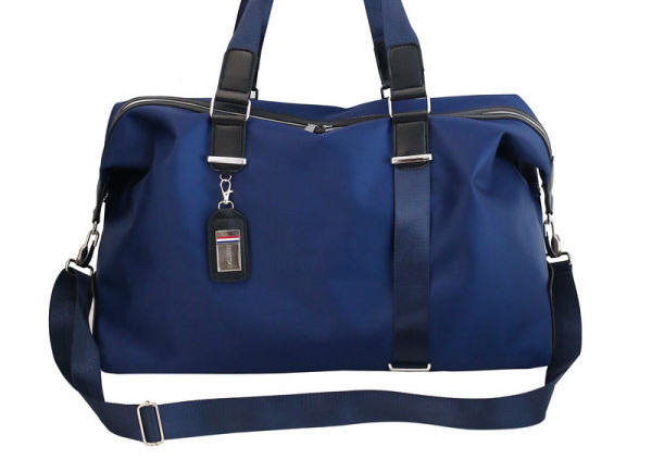 Sporta soma - divās krāsās