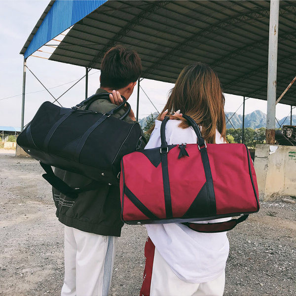 Sporta soma divās krāsās