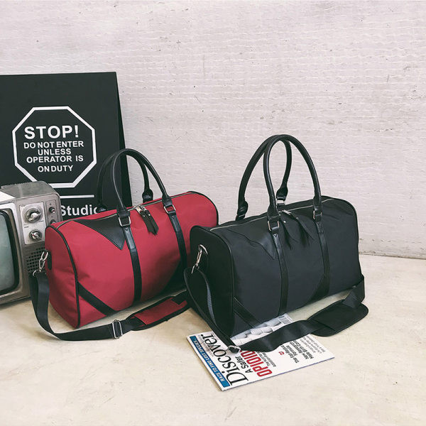 Sporta soma divās krāsās