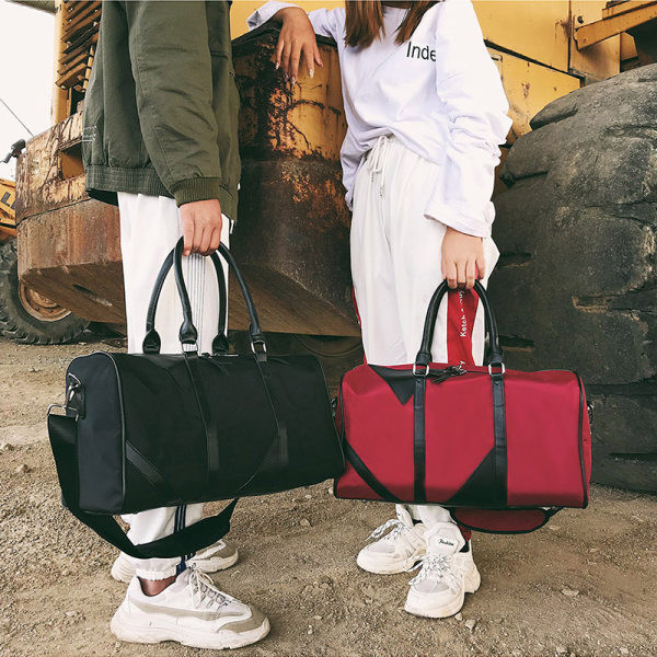 Sporta soma divās krāsās