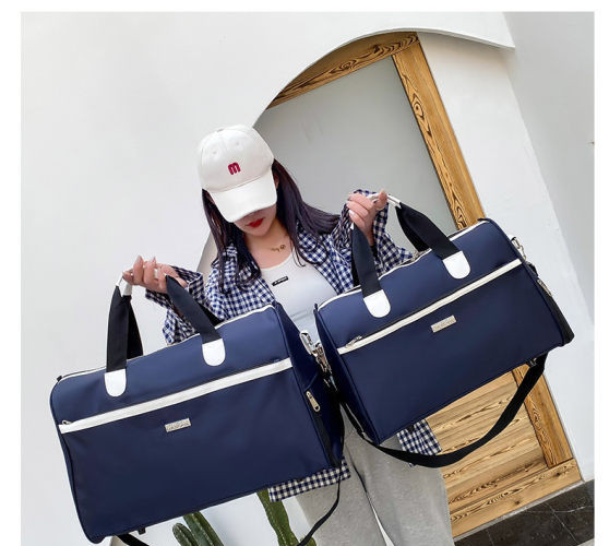 Pārnēsājama ūdensizturīga ceļojumu soma ar sānu kabatu