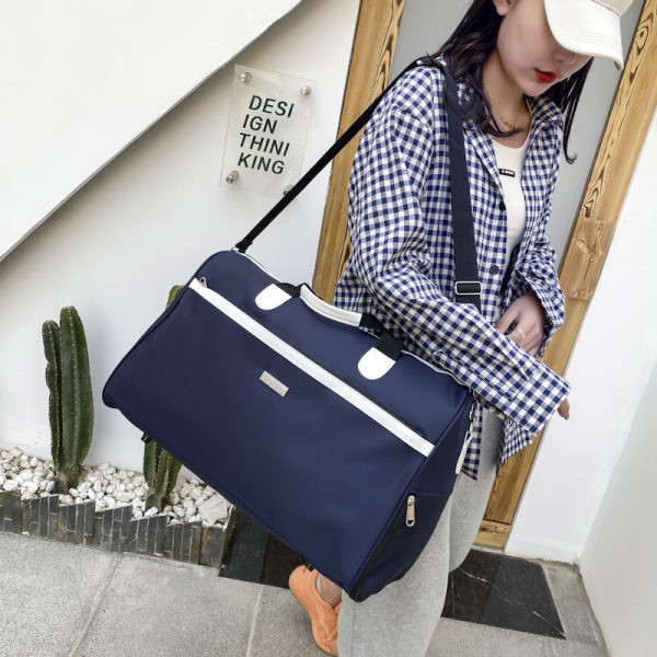 Pārnēsājama ūdensizturīga ceļojumu soma ar sānu kabatu