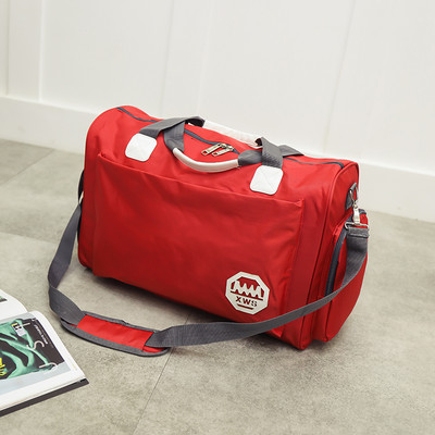 Pārnēsājama ceļojumu soma ar plecu siksnu