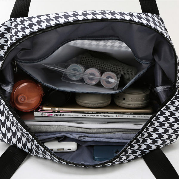 Ikdienā cieta soma ar rokturi