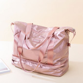 Lezser stílusú hordozható táska vállpánttal