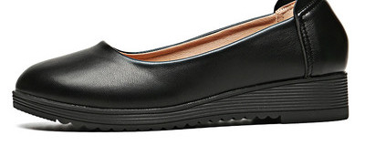 Sieviešu melnie kurpes