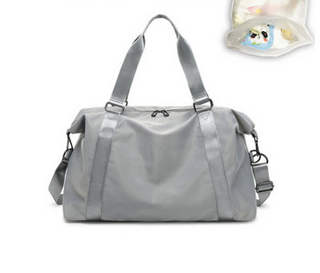 Sportski model prijenosne torbe s patentnim zatvaračem