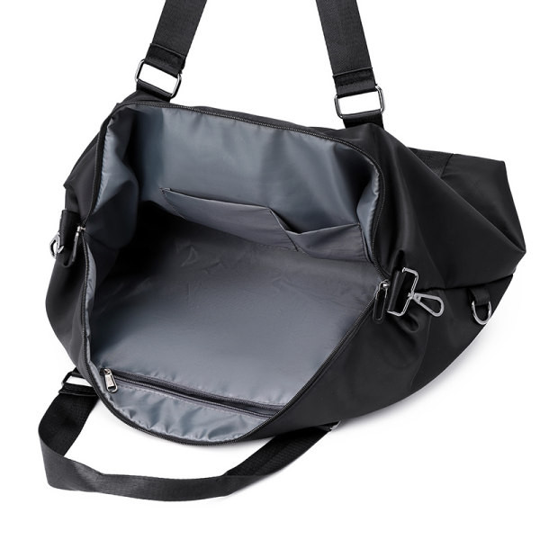 Sportski model prijenosne torbe s patentnim zatvaračem