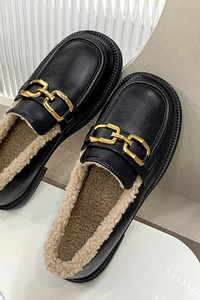 Rudens-ziemas mokasīni ar metāla elementu