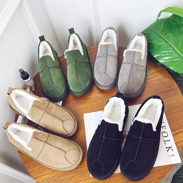 Μοντέρνα γυναικεία μοκασίνια με ζεστή φόδρα κατάλληλα για τον χειμώνα