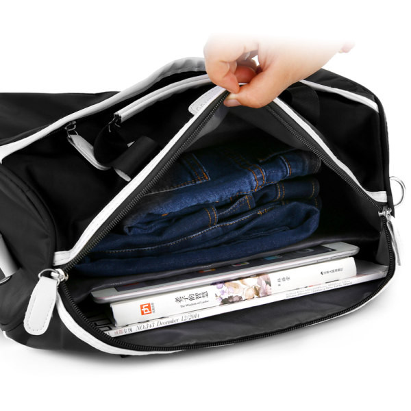 Tekstila rokassomiņa ceļojumiem