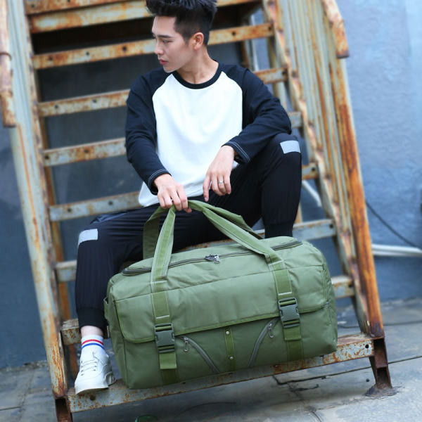 Lezser stílusú hordozható táska cipzárral