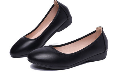 Sieviešu mokasīni no eko ādas - ar plakanu zoli