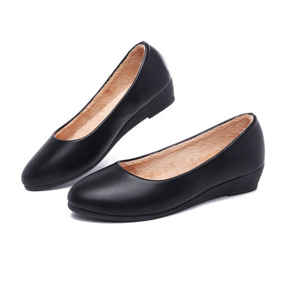 Sieviešu mokasīni no eko ādas - ar plakanu zoli