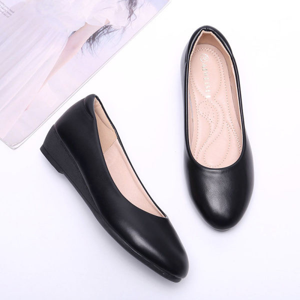 Sieviešu mokasīni no eko ādas - ar plakanu zoli