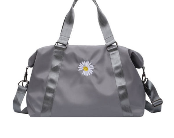 Sieviešu ceļojumu soma ar izšuvumu