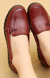 Sieviešu ādas mokasīni