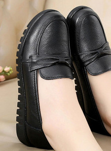 Sieviešu ādas mokasīni