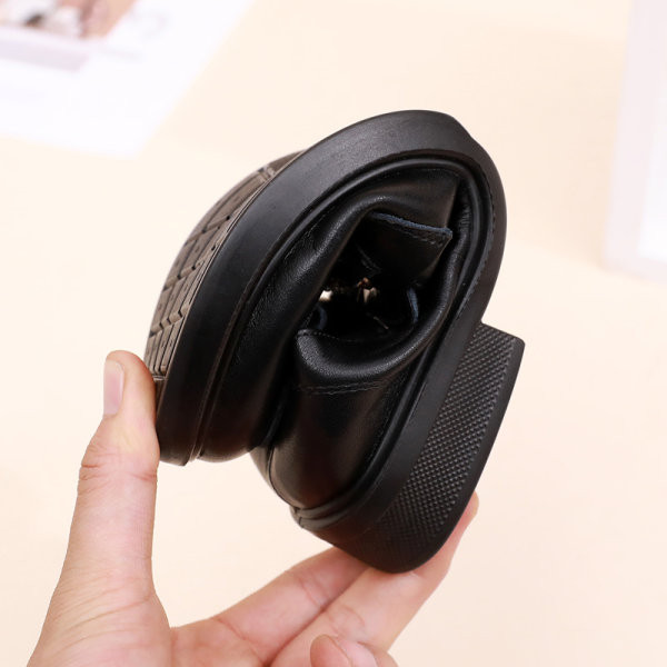 Női alkalmi mokaszinok fémes elemekkel