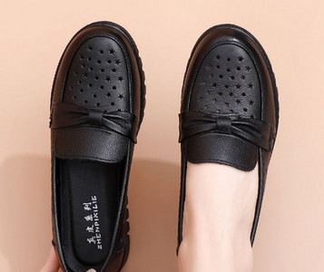 Ādas vasaras kurpes ar lenti sievietēm