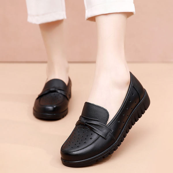 Ādas vasaras kurpes ar lenti sievietēm