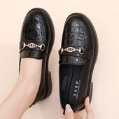 Női fekete csatos naplopók