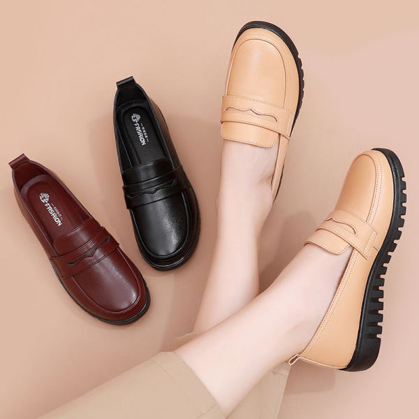 Sieviešu mokasīni no eko ādas - ar plakanu zoli