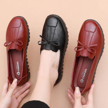 Γυναικεία casual loafers με τραχιά σόλα και κορδέλα