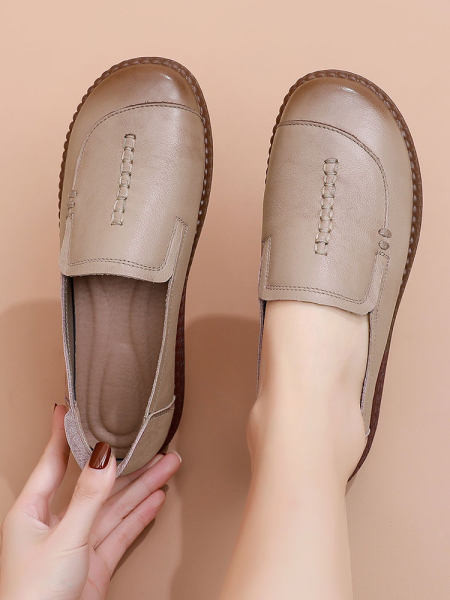 Γυναικεία αντιολισθητικά μοκασίνια