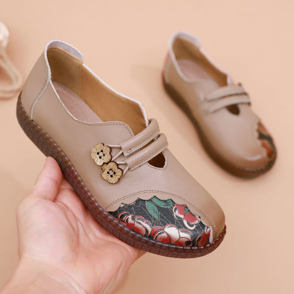 Női alkalmi naplopók virágmotívummal