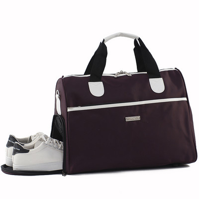 Τσάντα ταξιδιού με τσέπη σε διάφορα χρώματα