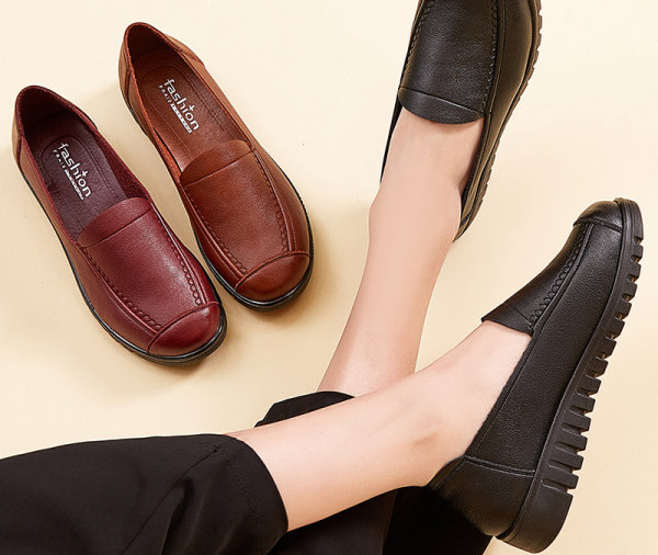 Sieviešu mokasīni - trīs krāsās