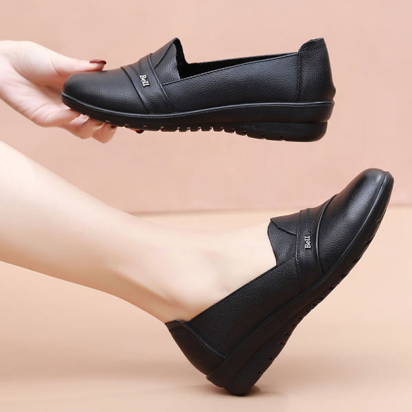 Odiniai juodi moteriški mokasinai